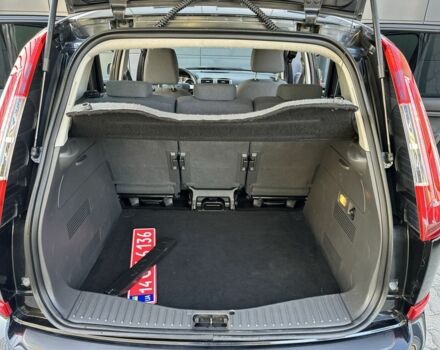 Черный Форд Си-Макс, объемом двигателя 1.6 л и пробегом 227 тыс. км за 6699 $, фото 7 на Automoto.ua