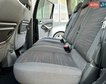 Чорний Форд Сі-Макс, об'ємом двигуна 1.6 л та пробігом 227 тис. км за 6499 $, фото 66 на Automoto.ua