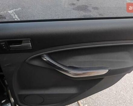 Черный Форд Си-Макс, объемом двигателя 1.6 л и пробегом 277 тыс. км за 5500 $, фото 19 на Automoto.ua