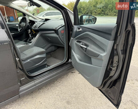 Черный Форд Си-Макс, объемом двигателя 1.6 л и пробегом 289 тыс. км за 6500 $, фото 25 на Automoto.ua