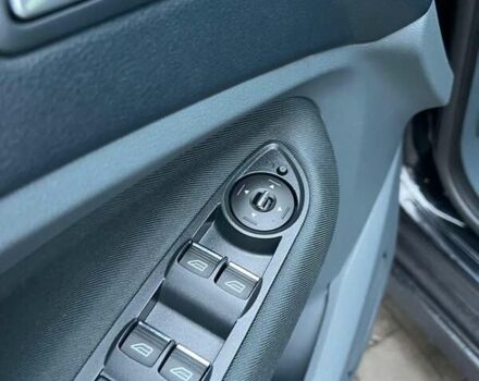 Черный Форд Си-Макс, объемом двигателя 1.6 л и пробегом 229 тыс. км за 8450 $, фото 13 на Automoto.ua