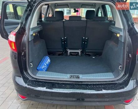 Черный Форд Си-Макс, объемом двигателя 1.6 л и пробегом 229 тыс. км за 8450 $, фото 24 на Automoto.ua