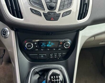 Черный Форд Си-Макс, объемом двигателя 1.6 л и пробегом 136 тыс. км за 7999 $, фото 5 на Automoto.ua