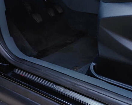 Чорний Форд Сі-Макс, об'ємом двигуна 2 л та пробігом 243 тис. км за 8850 $, фото 34 на Automoto.ua