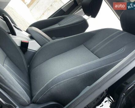 Черный Форд Си-Макс, объемом двигателя 1.6 л и пробегом 206 тыс. км за 8699 $, фото 39 на Automoto.ua