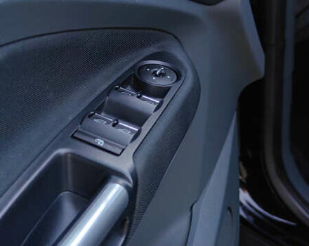 Чорний Форд Сі-Макс, об'ємом двигуна 2 л та пробігом 243 тис. км за 8850 $, фото 18 на Automoto.ua