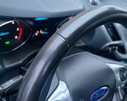 Черный Форд Си-Макс, объемом двигателя 1.6 л и пробегом 229 тыс. км за 8450 $, фото 16 на Automoto.ua