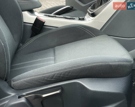 Черный Форд Си-Макс, объемом двигателя 1.6 л и пробегом 206 тыс. км за 8699 $, фото 31 на Automoto.ua