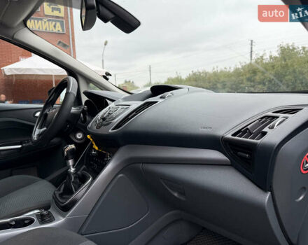 Черный Форд Си-Макс, объемом двигателя 1.6 л и пробегом 289 тыс. км за 6500 $, фото 27 на Automoto.ua