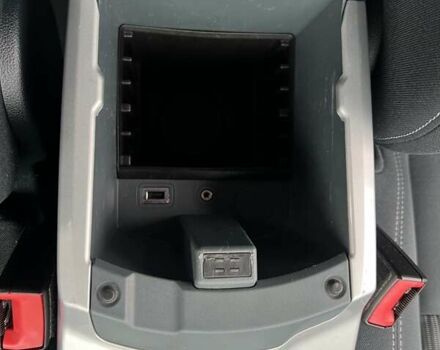 Чорний Форд Сі-Макс, об'ємом двигуна 1.6 л та пробігом 228 тис. км за 7998 $, фото 16 на Automoto.ua