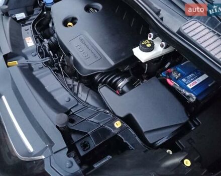 Черный Форд Си-Макс, объемом двигателя 1.6 л и пробегом 215 тыс. км за 7700 $, фото 14 на Automoto.ua