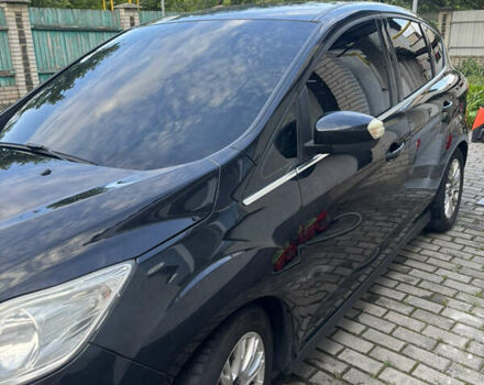 Черный Форд Си-Макс, объемом двигателя 2 л и пробегом 174 тыс. км за 9000 $, фото 5 на Automoto.ua