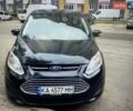 Черный Форд Си-Макс, объемом двигателя 2 л и пробегом 318 тыс. км за 9000 $, фото 1 на Automoto.ua