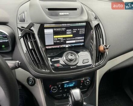 Черный Форд Си-Макс, объемом двигателя 2 л и пробегом 125 тыс. км за 9999 $, фото 7 на Automoto.ua