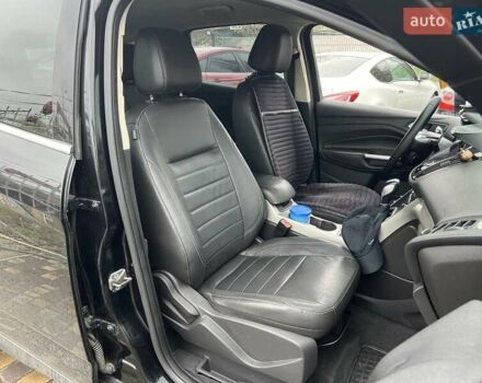 Черный Форд Си-Макс, объемом двигателя 2 л и пробегом 125 тыс. км за 9999 $, фото 6 на Automoto.ua