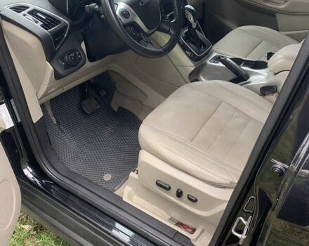 Черный Форд Си-Макс, объемом двигателя 2 л и пробегом 171 тыс. км за 10200 $, фото 25 на Automoto.ua