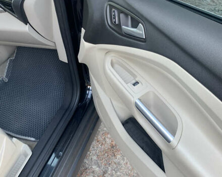 Черный Форд Си-Макс, объемом двигателя 2 л и пробегом 171 тыс. км за 10200 $, фото 19 на Automoto.ua