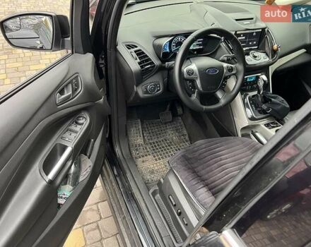 Черный Форд Си-Макс, объемом двигателя 2 л и пробегом 125 тыс. км за 9999 $, фото 3 на Automoto.ua