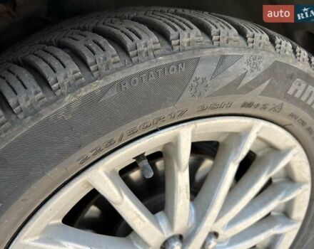 Черный Форд Си-Макс, объемом двигателя 2 л и пробегом 125 тыс. км за 9999 $, фото 22 на Automoto.ua