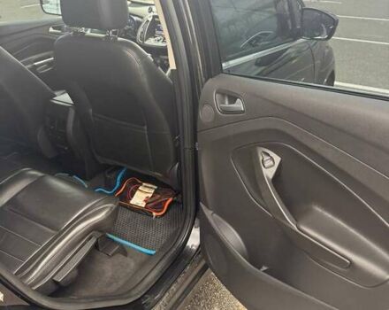 Черный Форд Си-Макс, объемом двигателя 2 л и пробегом 197 тыс. км за 8900 $, фото 11 на Automoto.ua