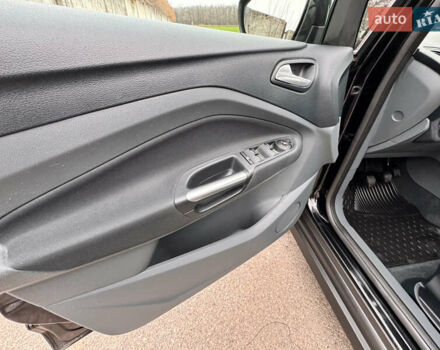 Чорний Форд Сі-Макс, об'ємом двигуна 1.6 л та пробігом 170 тис. км за 7800 $, фото 22 на Automoto.ua