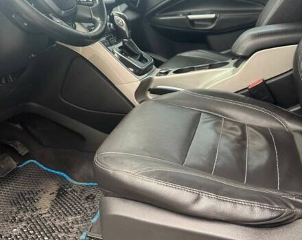 Черный Форд Си-Макс, объемом двигателя 2 л и пробегом 197 тыс. км за 8900 $, фото 7 на Automoto.ua