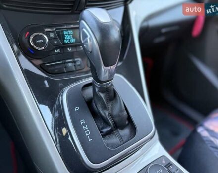 Черный Форд Си-Макс, объемом двигателя 2 л и пробегом 187 тыс. км за 9999 $, фото 19 на Automoto.ua