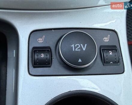 Черный Форд Си-Макс, объемом двигателя 2 л и пробегом 187 тыс. км за 9999 $, фото 18 на Automoto.ua