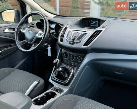 Черный Форд Си-Макс, объемом двигателя 1.6 л и пробегом 232 тыс. км за 8199 $, фото 51 на Automoto.ua