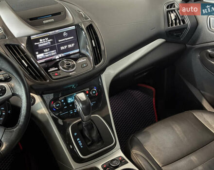 Черный Форд Си-Макс, объемом двигателя 2 л и пробегом 188 тыс. км за 9900 $, фото 15 на Automoto.ua