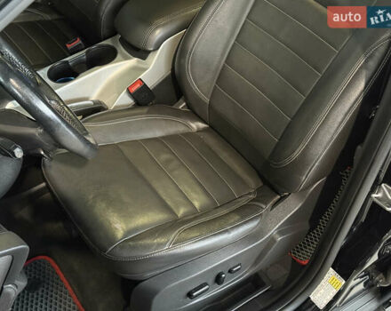 Черный Форд Си-Макс, объемом двигателя 2 л и пробегом 188 тыс. км за 9900 $, фото 18 на Automoto.ua