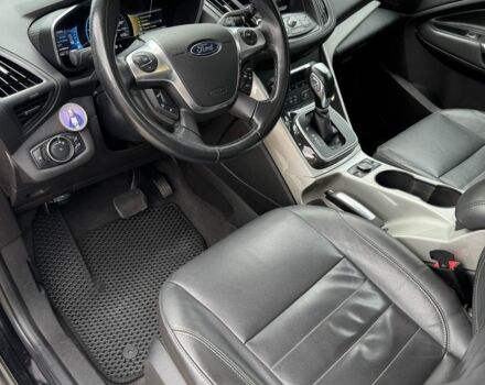 Черный Форд Си-Макс, объемом двигателя 2 л и пробегом 178 тыс. км за 11200 $, фото 5 на Automoto.ua