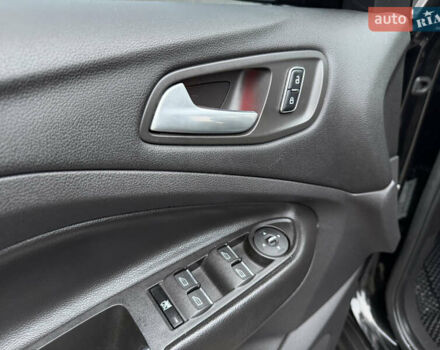 Черный Форд Си-Макс, объемом двигателя 2 л и пробегом 154 тыс. км за 11450 $, фото 36 на Automoto.ua