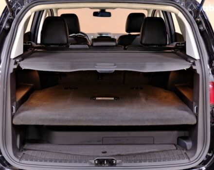 Черный Форд Си-Макс, объемом двигателя 2 л и пробегом 145 тыс. км за 10500 $, фото 8 на Automoto.ua