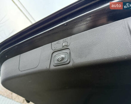 Черный Форд Си-Макс, объемом двигателя 2 л и пробегом 154 тыс. км за 11450 $, фото 42 на Automoto.ua
