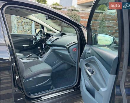 Черный Форд Си-Макс, объемом двигателя 1.6 л и пробегом 232 тыс. км за 8199 $, фото 39 на Automoto.ua