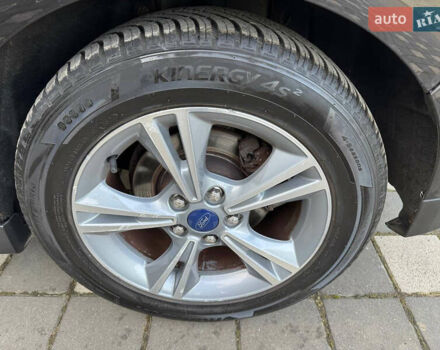 Черный Форд Си-Макс, объемом двигателя 1.6 л и пробегом 232 тыс. км за 8199 $, фото 77 на Automoto.ua