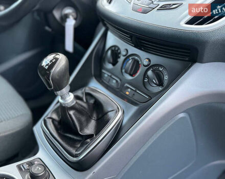 Черный Форд Си-Макс, объемом двигателя 1.6 л и пробегом 232 тыс. км за 8199 $, фото 47 на Automoto.ua