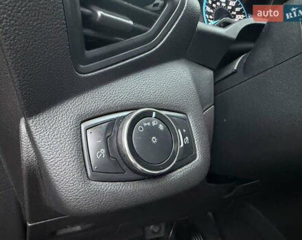 Черный Форд Си-Макс, объемом двигателя 2 л и пробегом 154 тыс. км за 11450 $, фото 51 на Automoto.ua