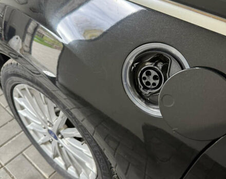 Форд Сі-Макс 2014 у Житомирі на Automoto.ua Чорний Форд Сі-Макс, об'ємом двигуна 2 л та пробігом 178 тис. км за 11200 $, фото 2 на Automoto.ua