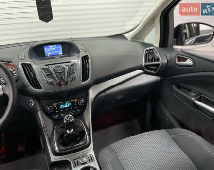 Чорний Форд Сі-Макс, об'ємом двигуна 1.6 л та пробігом 220 тис. км за 8990 $, фото 68 на Automoto.ua