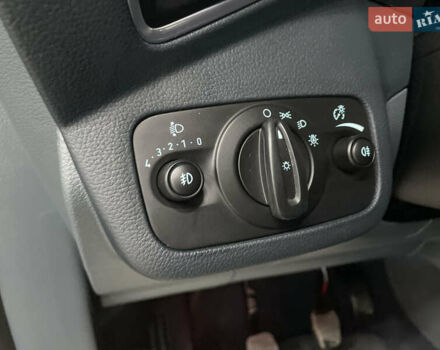 Чорний Форд Сі-Макс, об'ємом двигуна 1.6 л та пробігом 220 тис. км за 8990 $, фото 69 на Automoto.ua