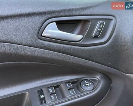 Черный Форд Си-Макс, объемом двигателя 2 л и пробегом 187 тыс. км за 9999 $, фото 16 на Automoto.ua