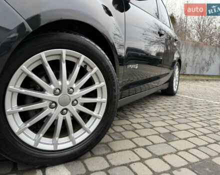 Черный Форд Си-Макс, объемом двигателя 2 л и пробегом 154 тыс. км за 11450 $, фото 15 на Automoto.ua