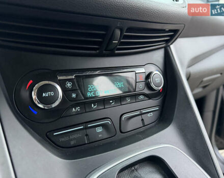 Черный Форд Си-Макс, объемом двигателя 2 л и пробегом 154 тыс. км за 11450 $, фото 52 на Automoto.ua