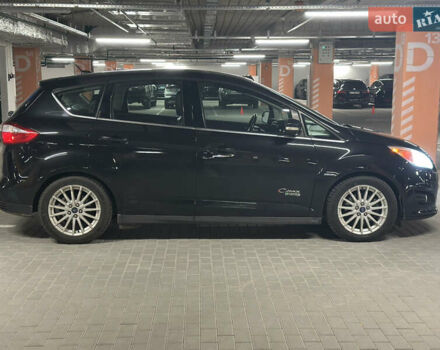 Черный Форд Си-Макс, объемом двигателя 2 л и пробегом 195 тыс. км за 9900 $, фото 7 на Automoto.ua