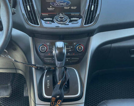 Чорний Форд Сі-Макс, об'ємом двигуна 2 л та пробігом 230 тис. км за 10500 $, фото 6 на Automoto.ua