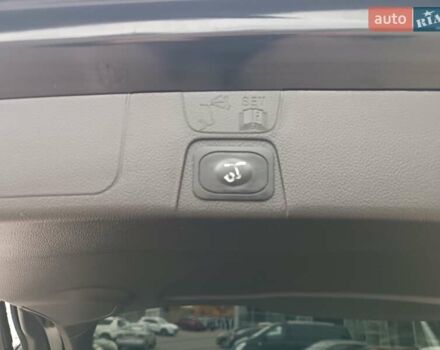 Черный Форд Си-Макс, объемом двигателя 2 л и пробегом 67 тыс. км за 13050 $, фото 14 на Automoto.ua