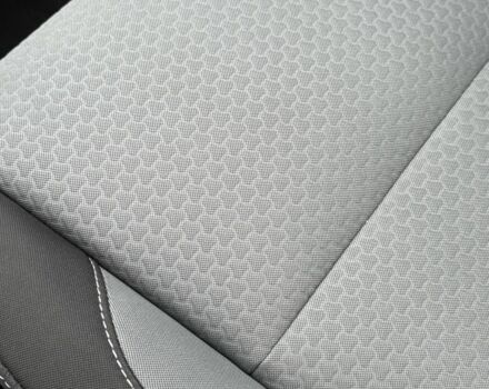 Черный Форд Си-Макс, объемом двигателя 2 л и пробегом 138 тыс. км за 9850 $, фото 7 на Automoto.ua