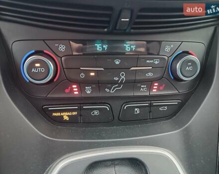 Черный Форд Си-Макс, объемом двигателя 2 л и пробегом 67 тыс. км за 13050 $, фото 13 на Automoto.ua